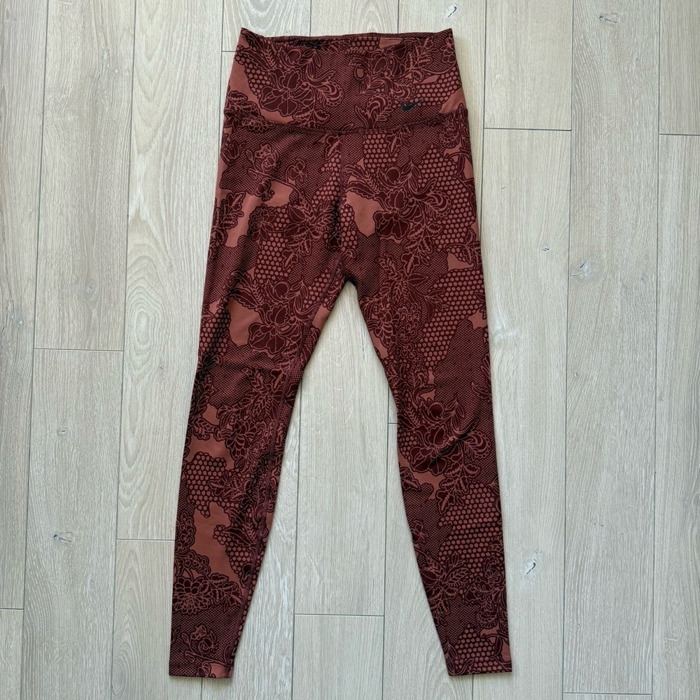 Nike Training Sculpt Victory Knit Floral Print High Rise Leggings Dri-Fit Size S